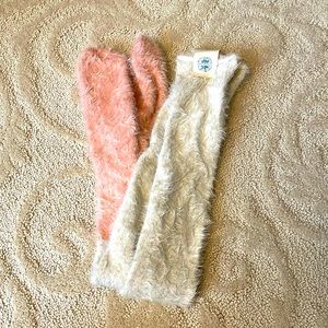 FREE PEOPLE thigh high fuzzy socks